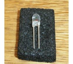 SP 201 A ( Fototransistor , 32 V , 50 mW , 1,2...3,3 mA )